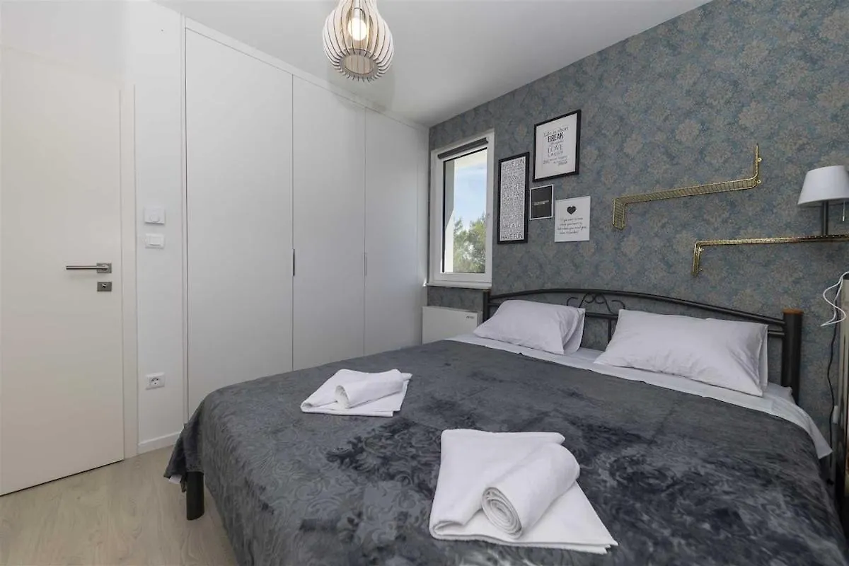 Alba Guest House Crno Σπίτι διακοπών
