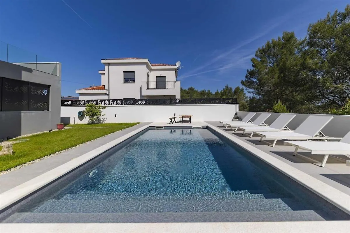 Alba Guest House Crno